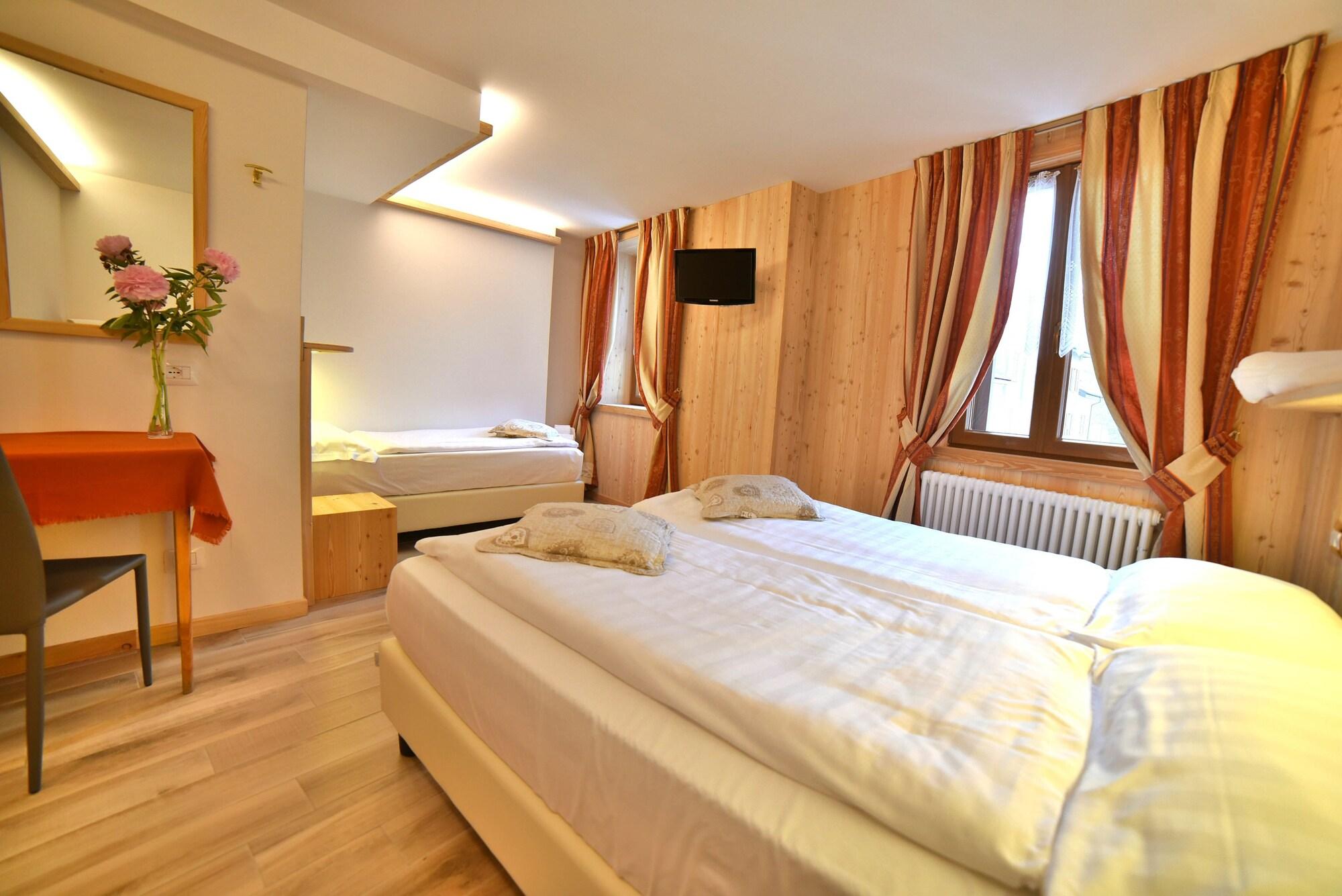 Albergo Stelvio Bormio Exteriör bild