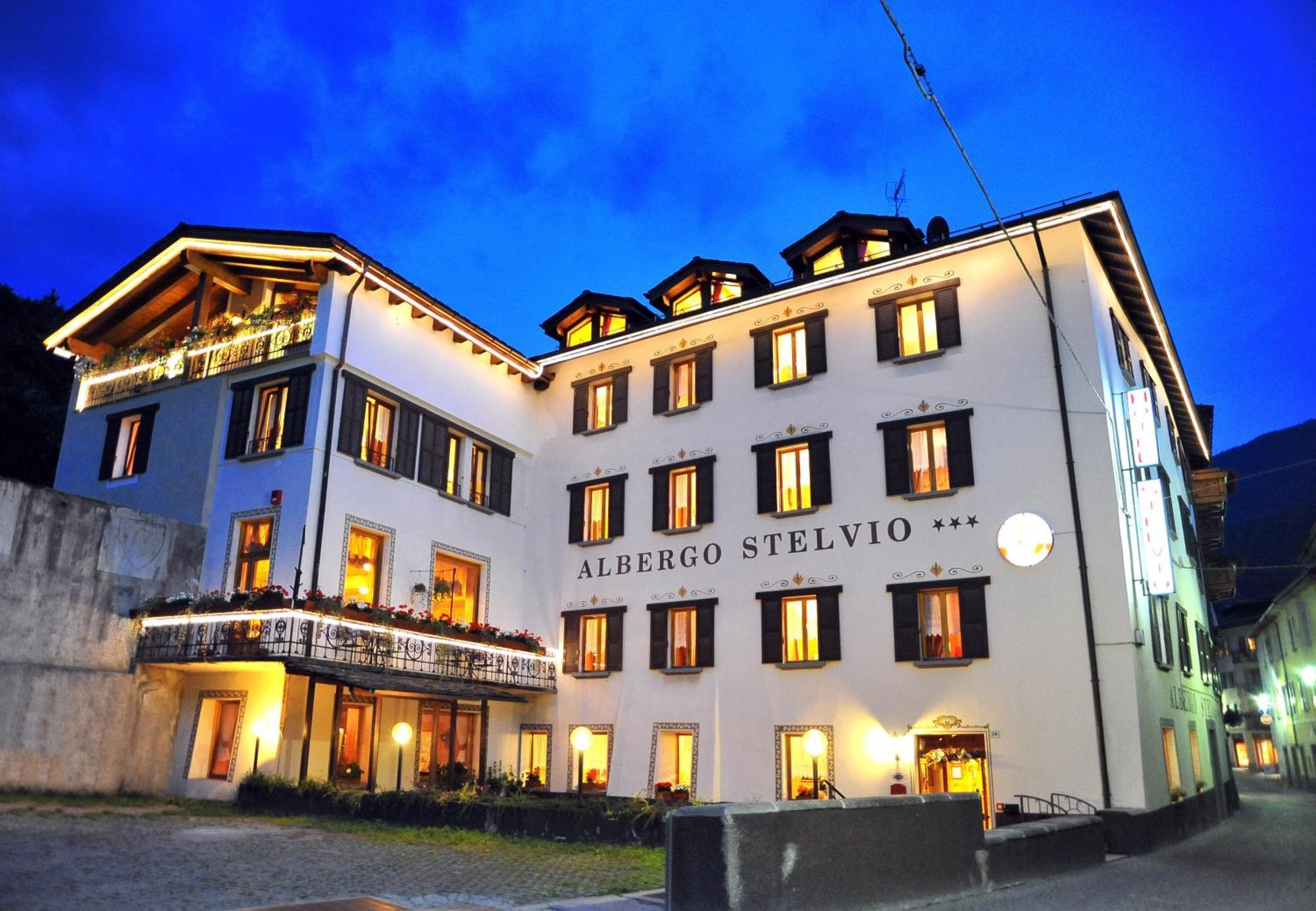 Albergo Stelvio Bormio Exteriör bild